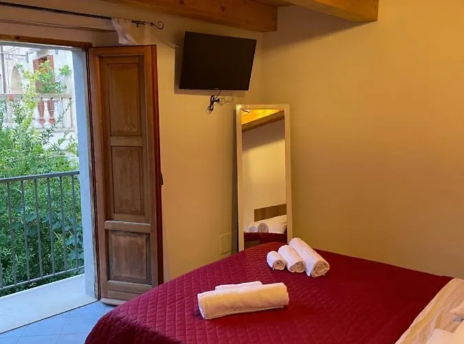 Residenza Matilde 3* פיומפרדו ברוציו