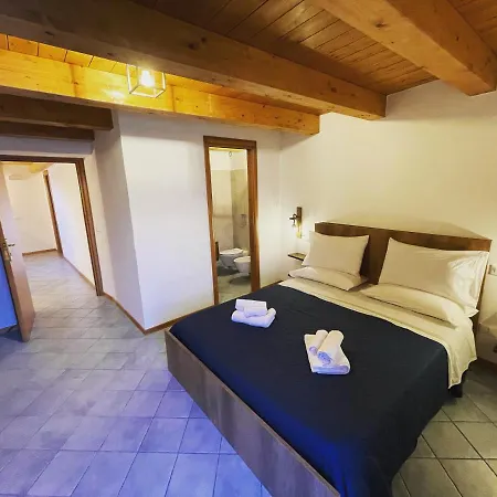 Residenza Matilde 3* פיומפרדו ברוציו