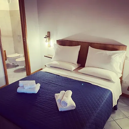 Residenza Matilde Πανσιόν Fiumefreddo Bruzio