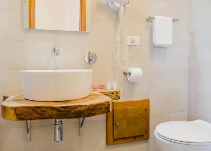 Residenza Matilde 招待所 菲乌梅夫雷多布鲁齐奥